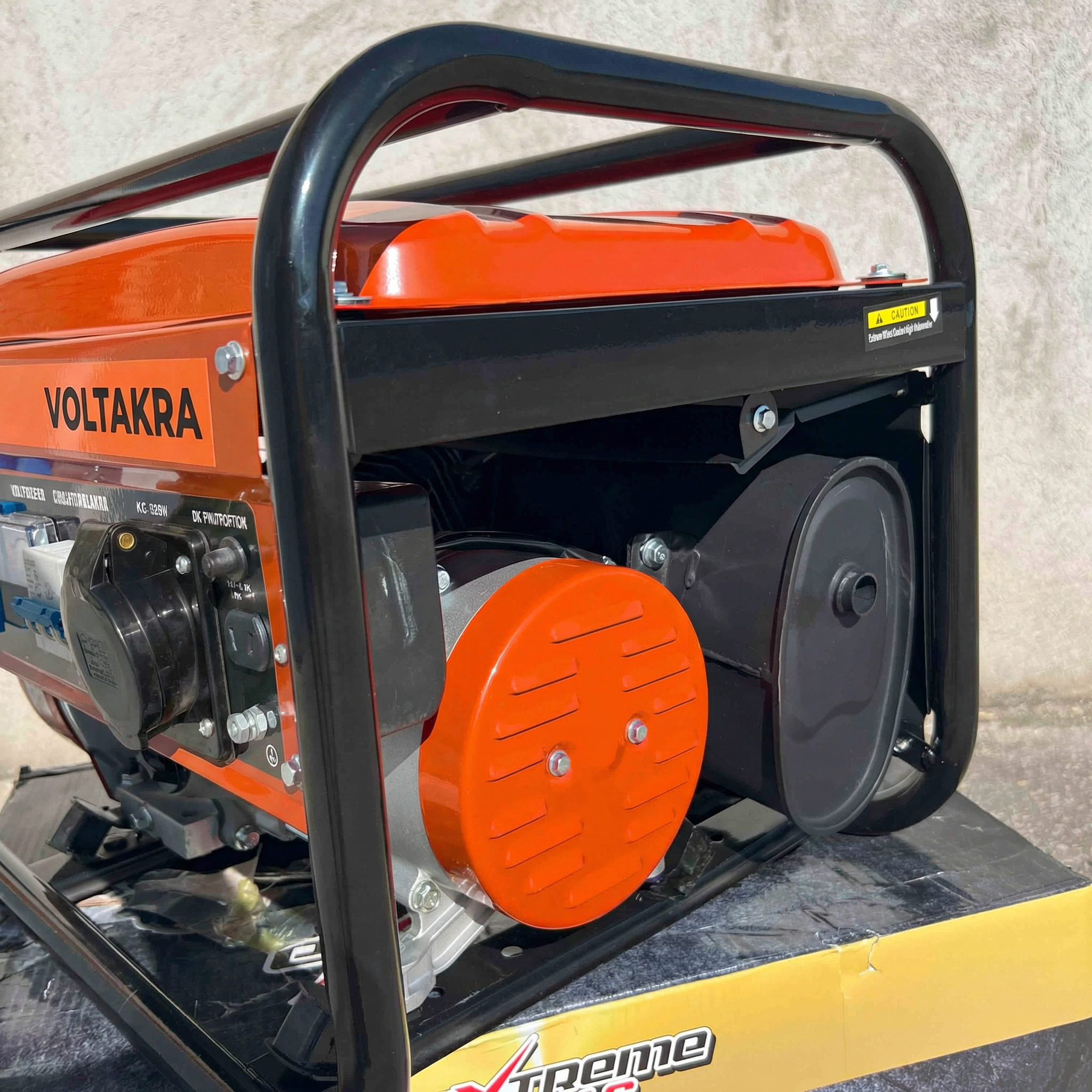 VOLTAKRA - Generador Gasolina Profesional - Imagen 03